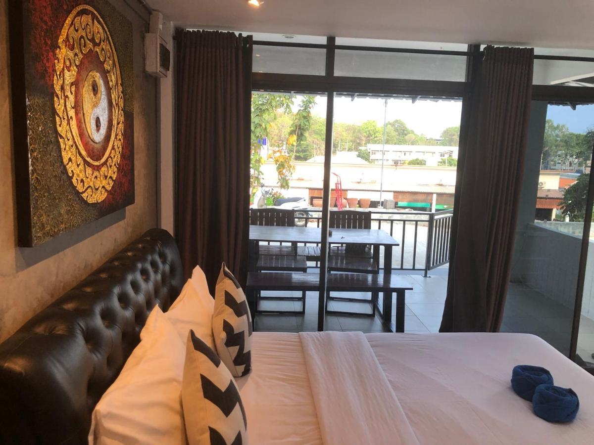 Bluemoon 5 Minutes Walk To The Beach Koh Samet Exterior photo